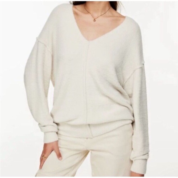 Aritzia Wilfred Free Hush Knit V-Neck Sweater Ivory Cream Soft Nylon Sz 2XS - Picture 3 of 12